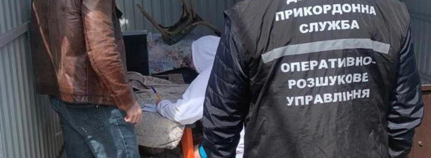 Банківська робітниця нараховувала виплати псевдопереселенцям та завдала державі збитків на 850 тисяч гривень
