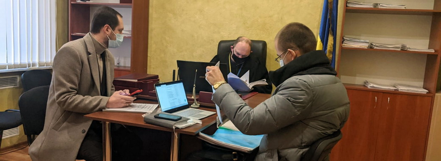 В Дніпрі завершилось підготовче засідання по резонансній справі посадовця проти преси