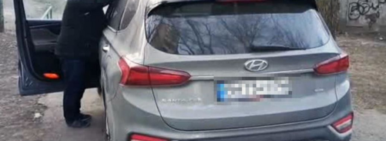 Чоловіка відомої української співачки затримали за підозрою у викраденні автомобіля