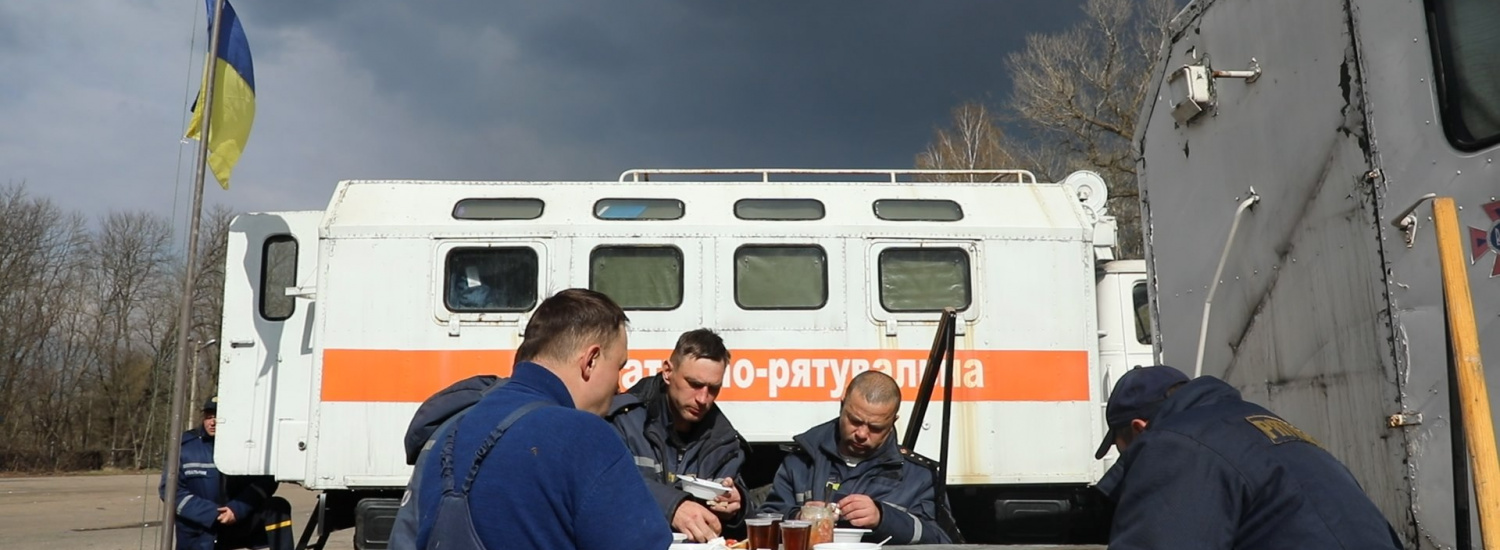 Чим живуть вогнеборці, залучені до гасіння пожеж у Чорнобильській зоні