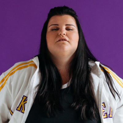 Українська репспівачка назвала любов до яскравого одягу «пересамовираженням»