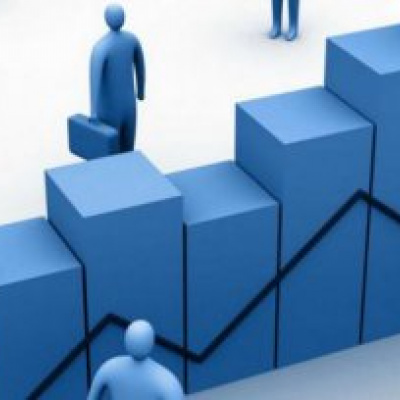 Як незалежна зовнішня політика регулює внутрішні економічні процеси