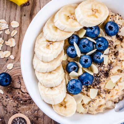 Дієтологи розповіли як приготувати правильний зимовий сніданок