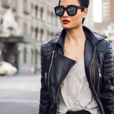 З чим носити шкіряну куртку цієї осені