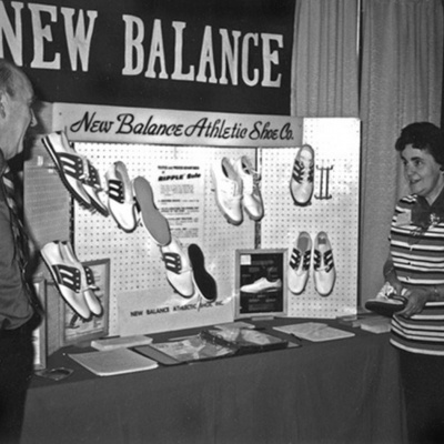 Куриця стала причиною створення світового бренду взуття New Balance