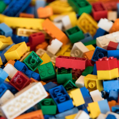 Lego-конструктор поп-зірки було продано за 4150 фунтів стерлінгів