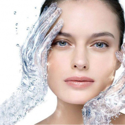 Лікарі розповіли як попередити появу прищів: дієві поради