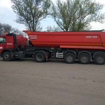 Перевантажене "Велике Будівництво" руйнує нові автомобільні дороги Луганщини