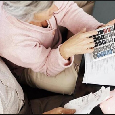 Мінімальну пенсію в Україні підвищать на 74 гривні