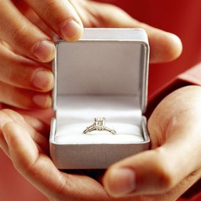 Романтична пропозиція руки і серця у човні пішла наперекосяк