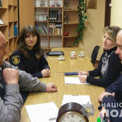 У Кропивницькому поліцейські та представники соцслужб обговорили протидії домашньому насильству