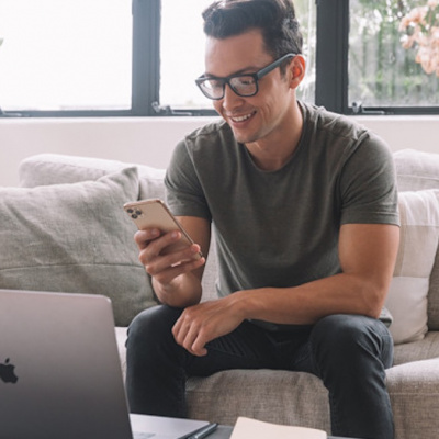 Винайдено "розумні" окуляри, які будуть стежити за своїм власником