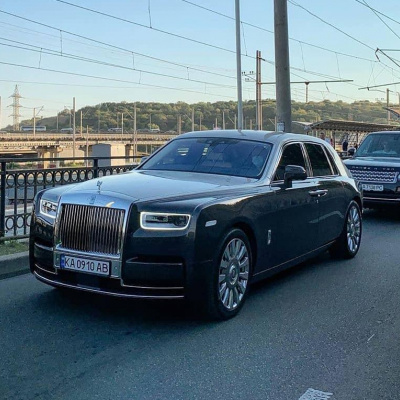 Києвом їздить приголомшливий Rolls-Royce Phantom вартістю 17 мільйонів гривень