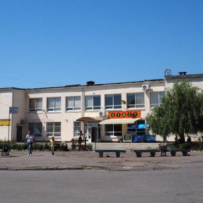 Сєвєродонецький автовокзал міг би вписатися в плани Зеленського і Дуди