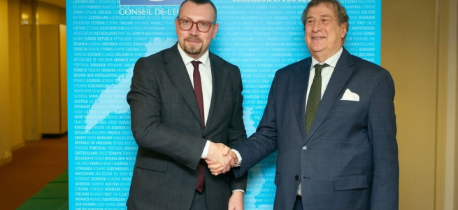 Реакція на розслідування: Міністр Безгін озвучив строки по ваучерах для ВПО з ТОТ, спростувавши заяви нардепа Ткаченка