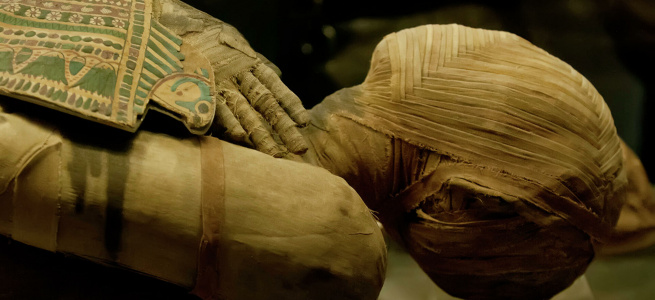 ﻿Вчені знайшли унікальну мумію зі Стародавнього Єгипту в «коконі» з глини (ФОТО)