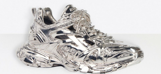 Balenciaga створили кросівки за 5750 доларів: один нюанс - їх неможливо носити