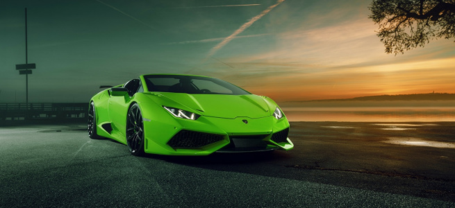﻿В Україні помітили новий суперкар Lamborghini їдкого кольору - коштує понад 7 млн (ФОТО)