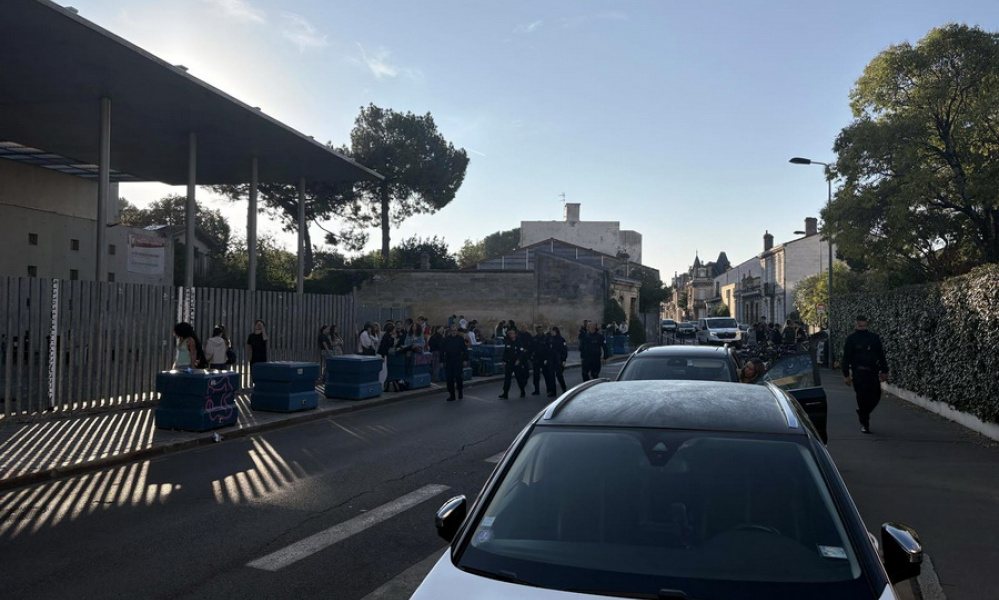 Confined by the Blockade: How French High Schools Switch to Remote Learning Amid Protests