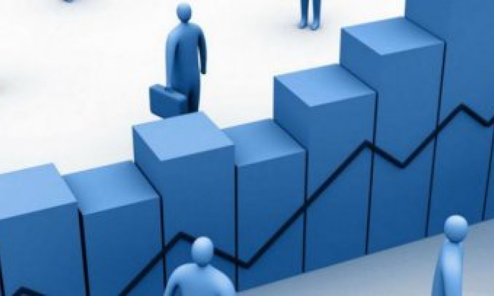 Як незалежна зовнішня політика регулює внутрішні економічні процеси