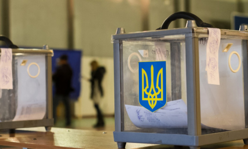 А якщо завтра вибори? Як під прикриттям допомоги ВПО будують «цифрові сітки» майбутнього
