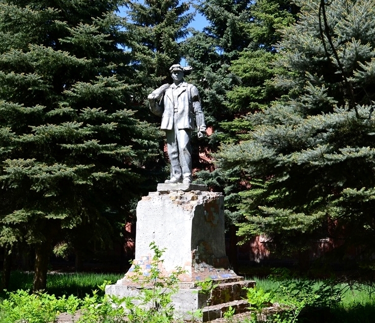 шахтерский памятник