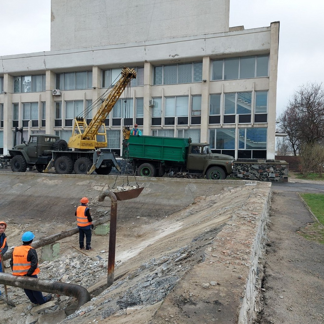ремонт фонтану Рубіжне